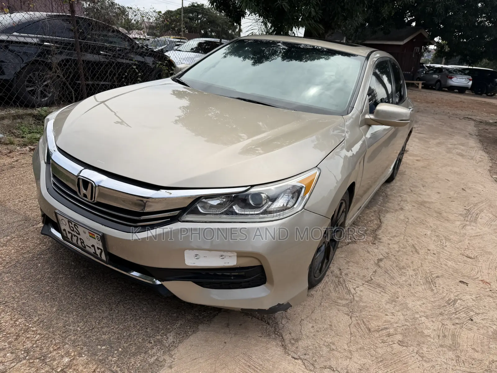 Honda Accord 2016 Gold