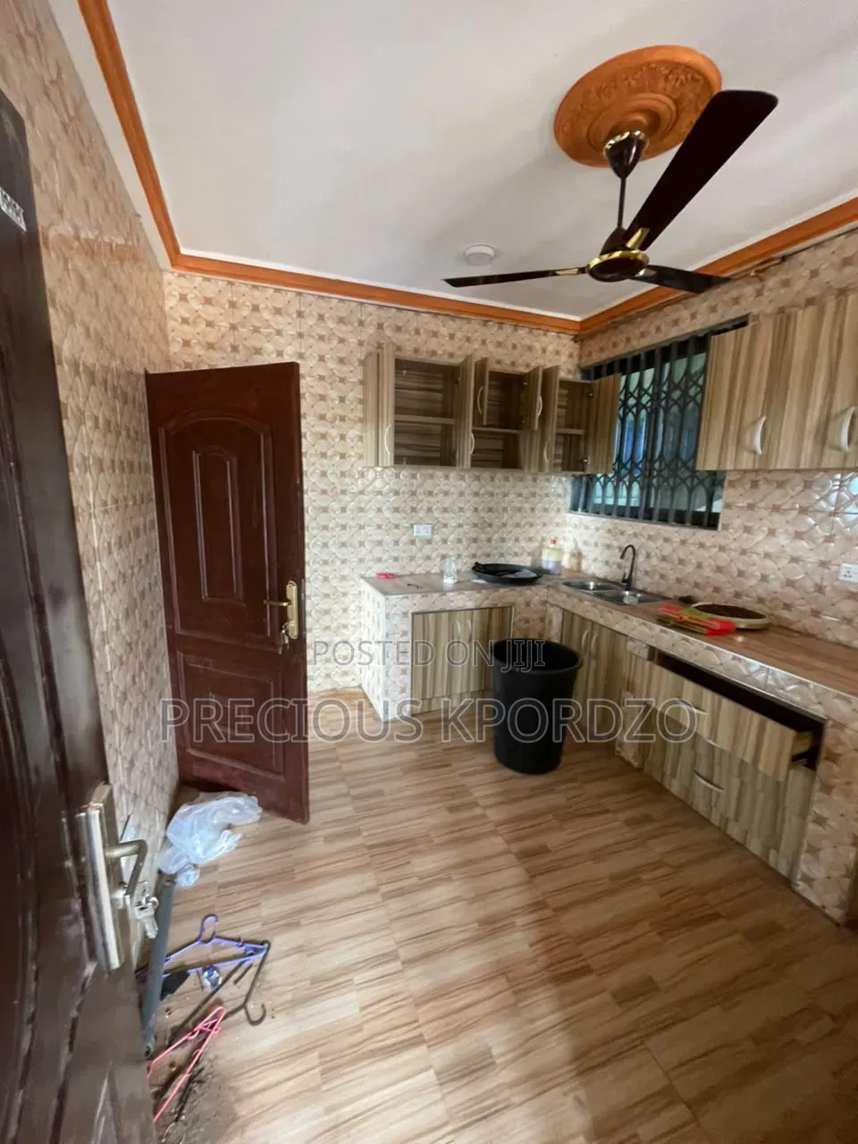 3bdrm Apartment in Adenta Ashiyie for rent