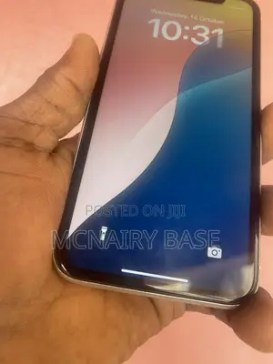 Apple iPhone XR 64 GB White