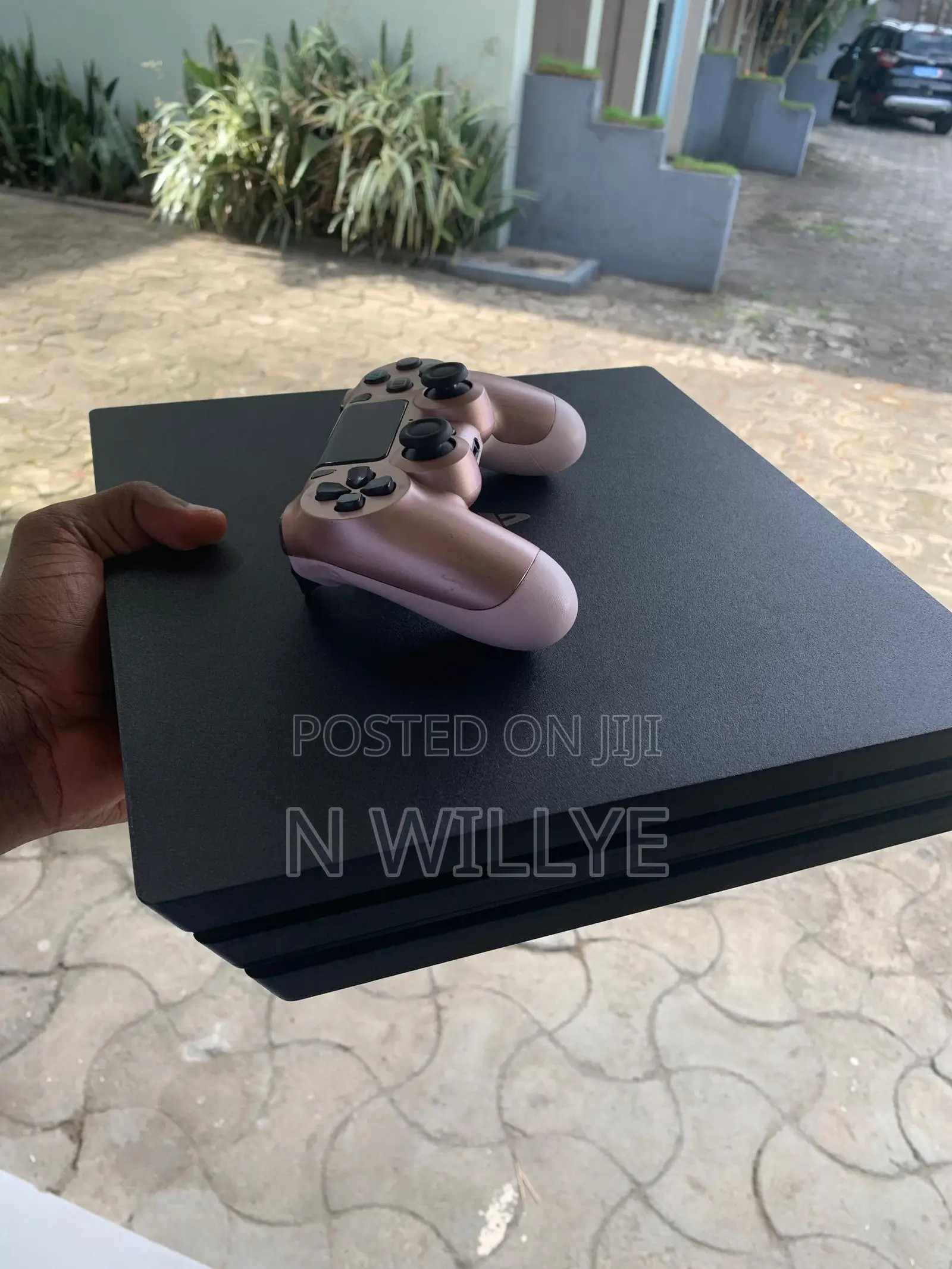 Sony PlayStation 4 PRO