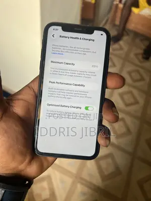 New Apple iPhone 11 64 GB Black