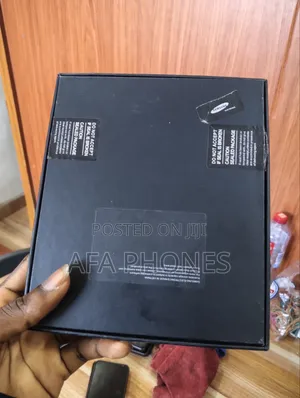 New Samsung Galaxy Z Fold6 256 GB Blue