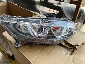 Honda Civic 2016, 2017 and 2018 Headlight (Pair)
