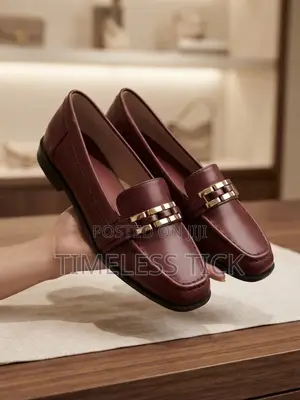 Ladies Shoe