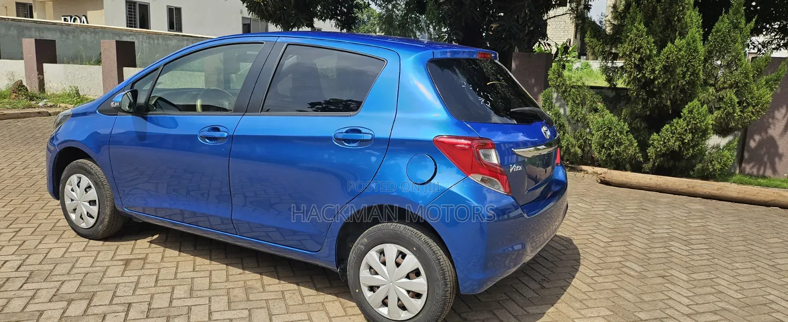 Toyota Vitz 2015 Blue