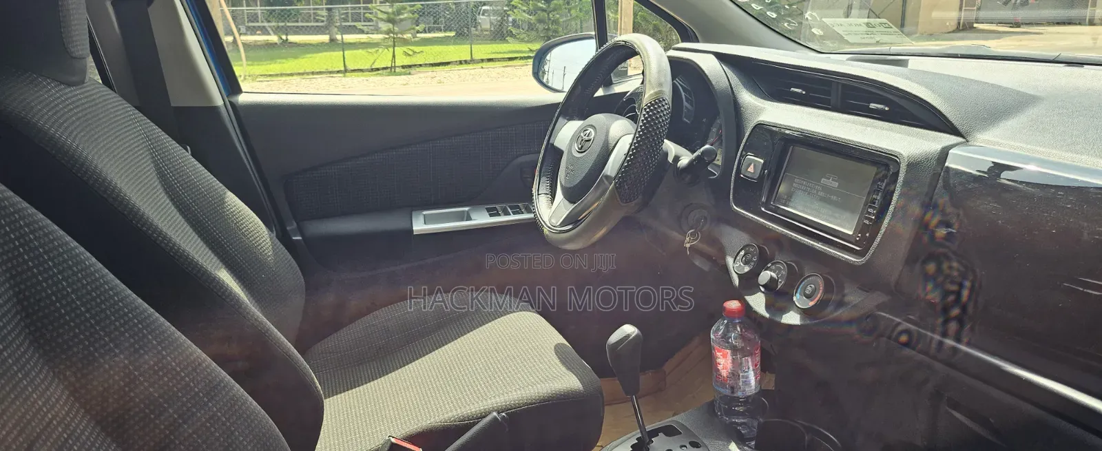 Toyota Vitz 2015 Blue