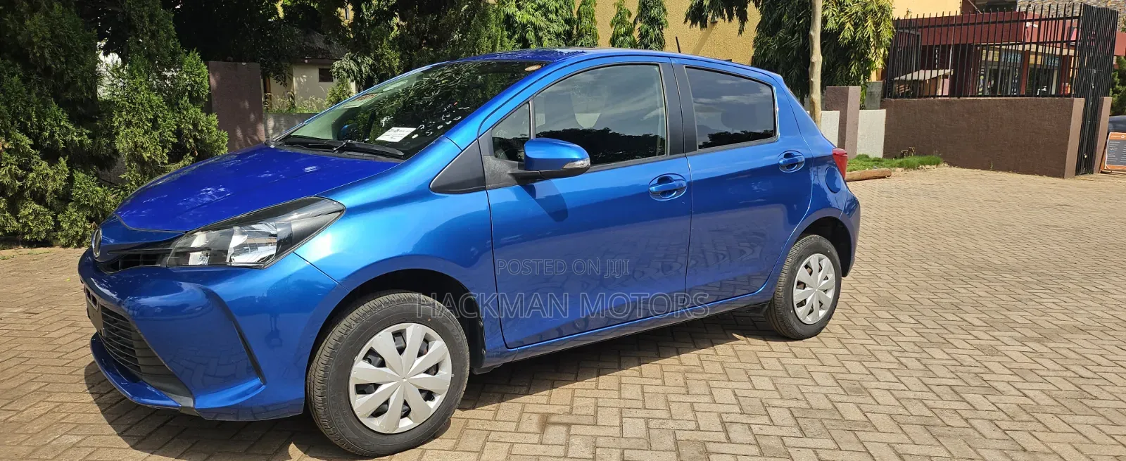 Toyota Vitz 2015 Blue
