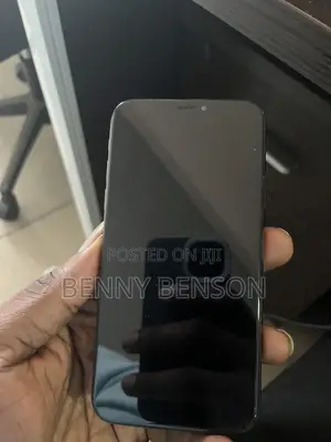Apple iPhone X 64 GB Black