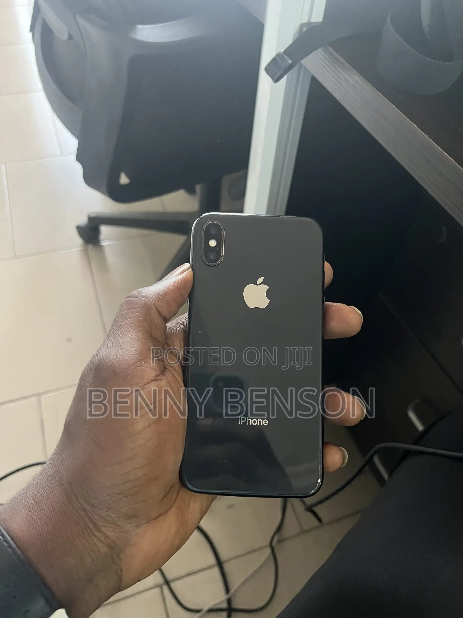 Apple iPhone X 64 GB Black