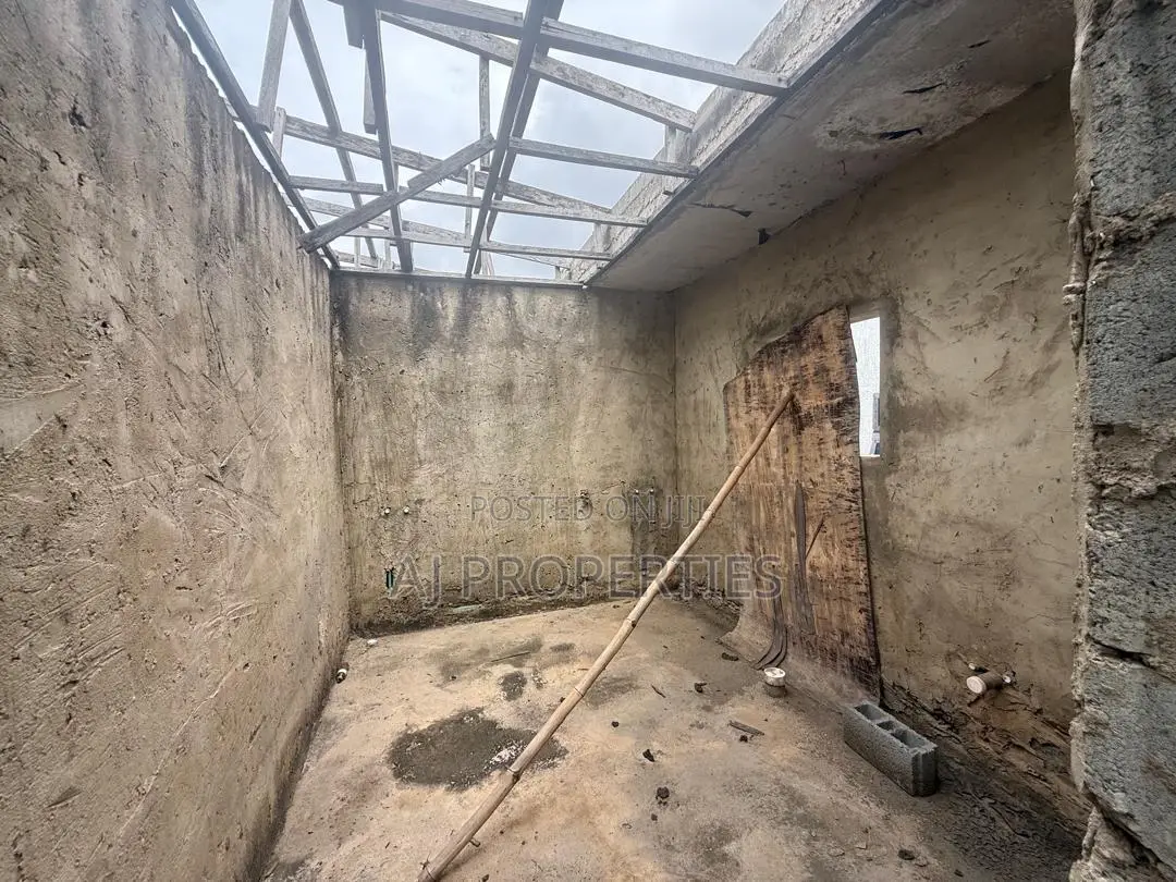 4bdrm House in East Legon for sale