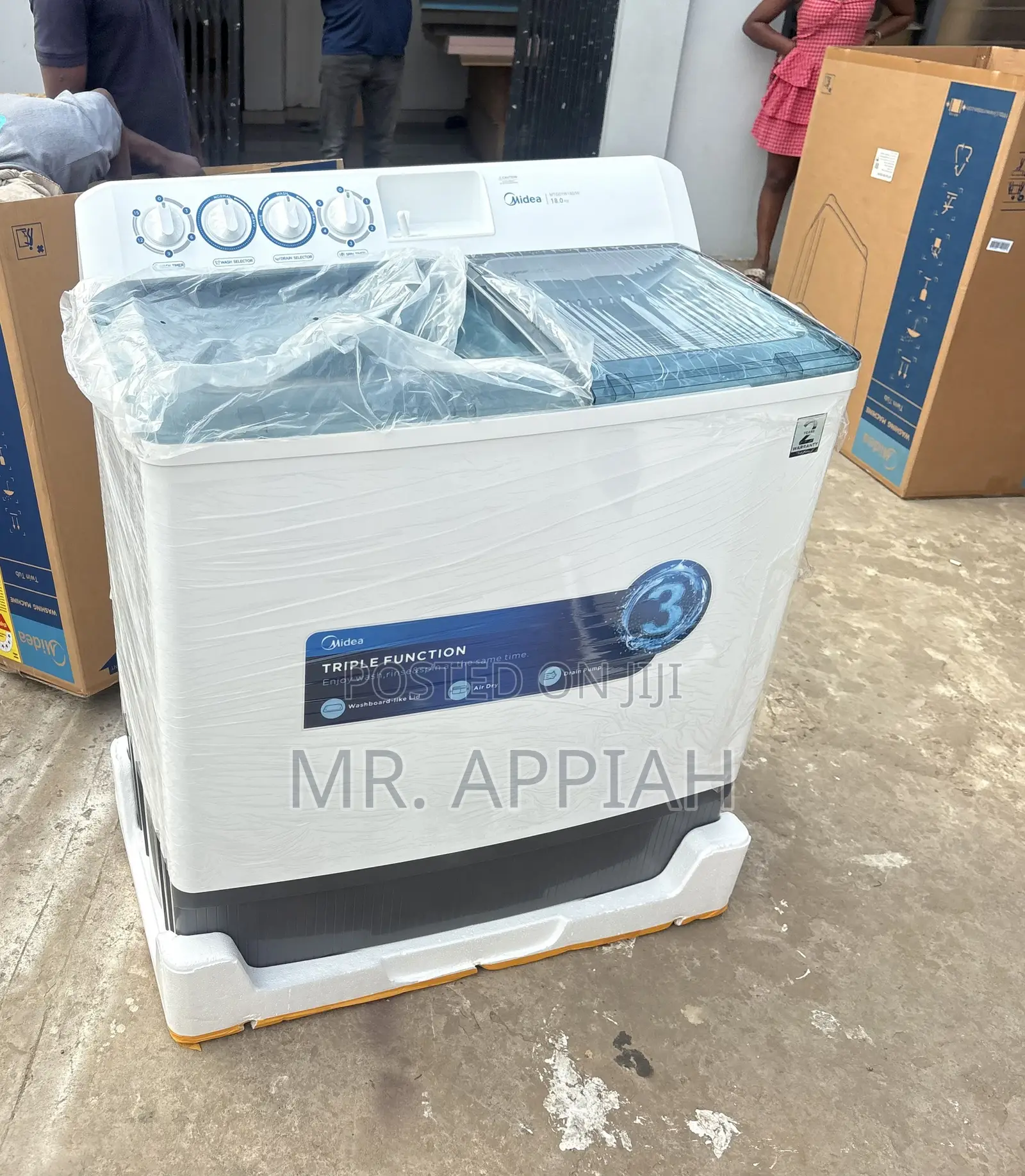 Premium Quality Midea 18kg Semi-Automatic Washing Machine.