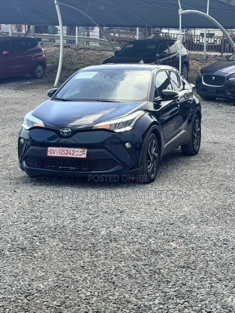 Toyota C-HR 2023 Green