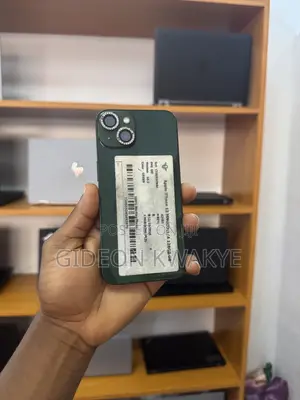 Apple iPhone 13 128 GB Green