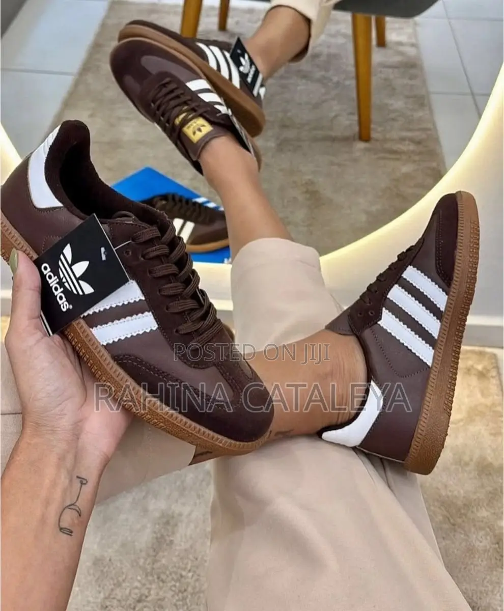Sneakers Hub