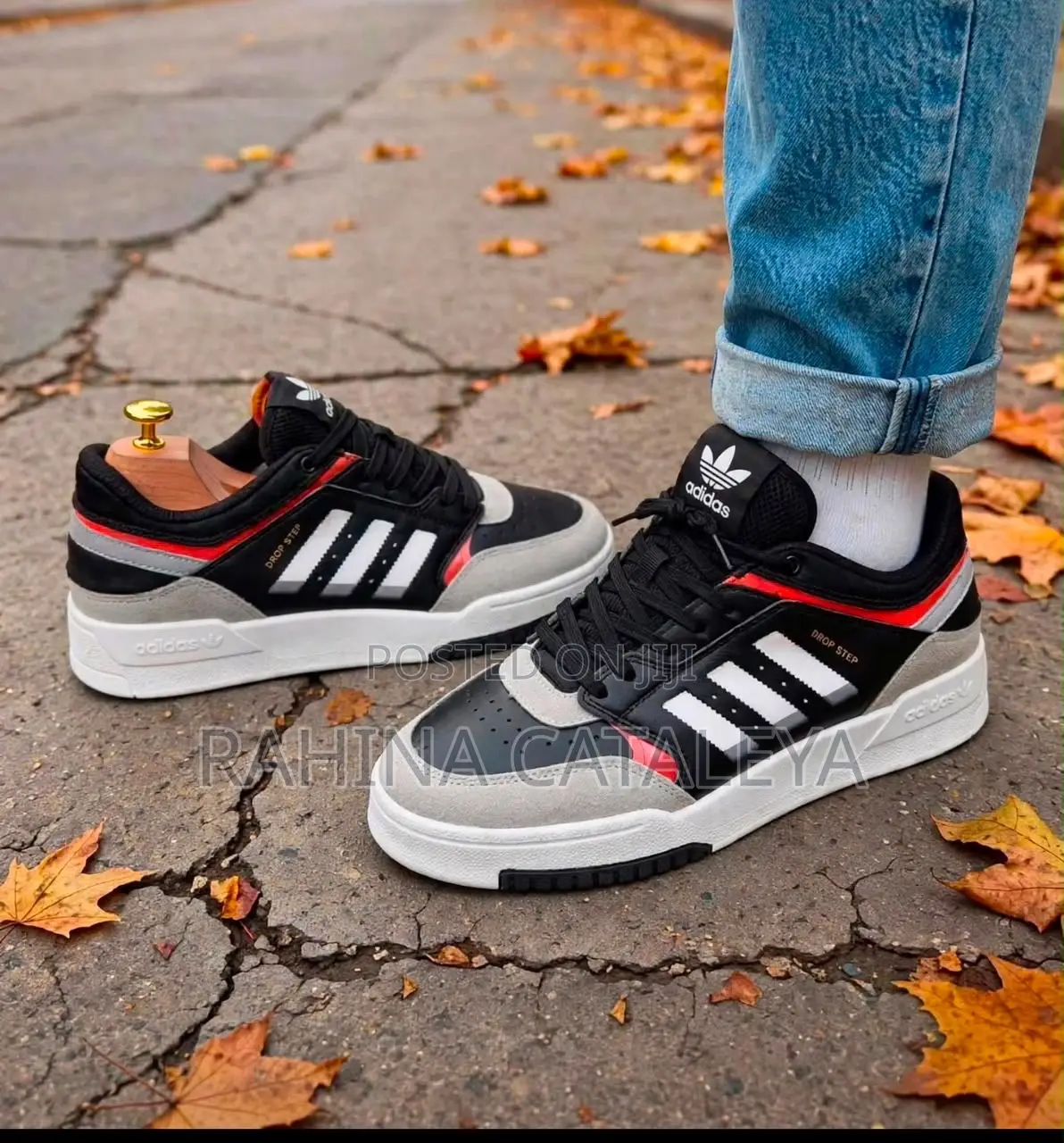 Sneakers Hub