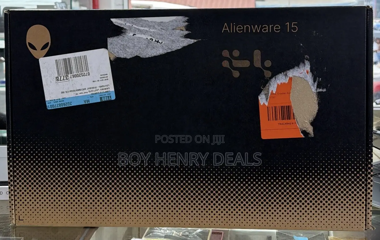New Laptop Alienware 15 32GB AMD Ryzen 7 SSD 1T