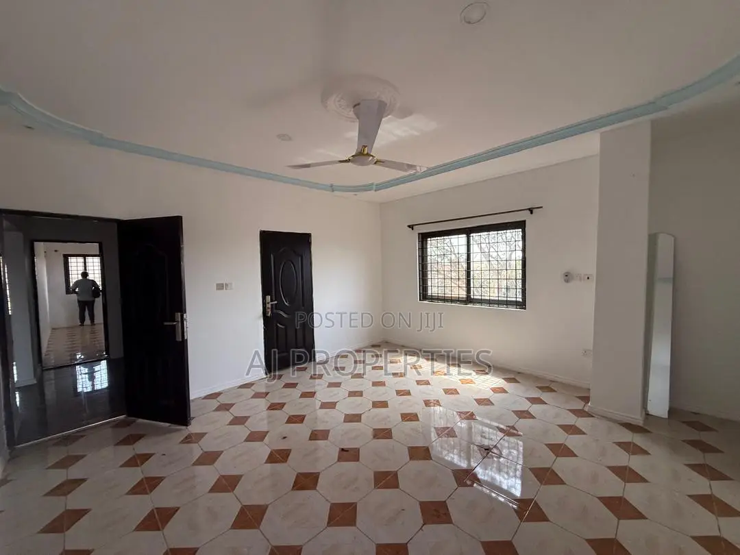 2bdrm Apartment in New Legon for rent