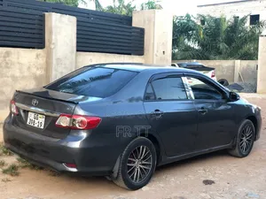 Toyota Corolla 2013 Gray