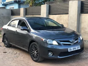 Toyota Corolla 2013 Gray