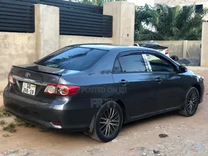 Toyota Corolla 2013 Gray