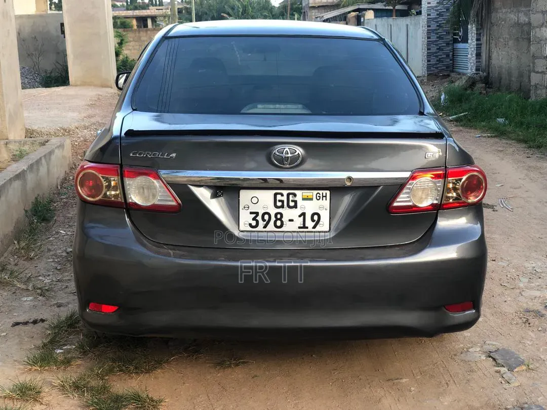 Toyota Corolla 2013 Gray