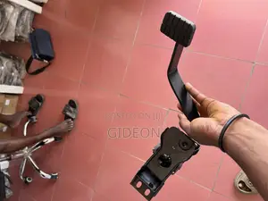 Nissan Hardbody Clutch Paddle