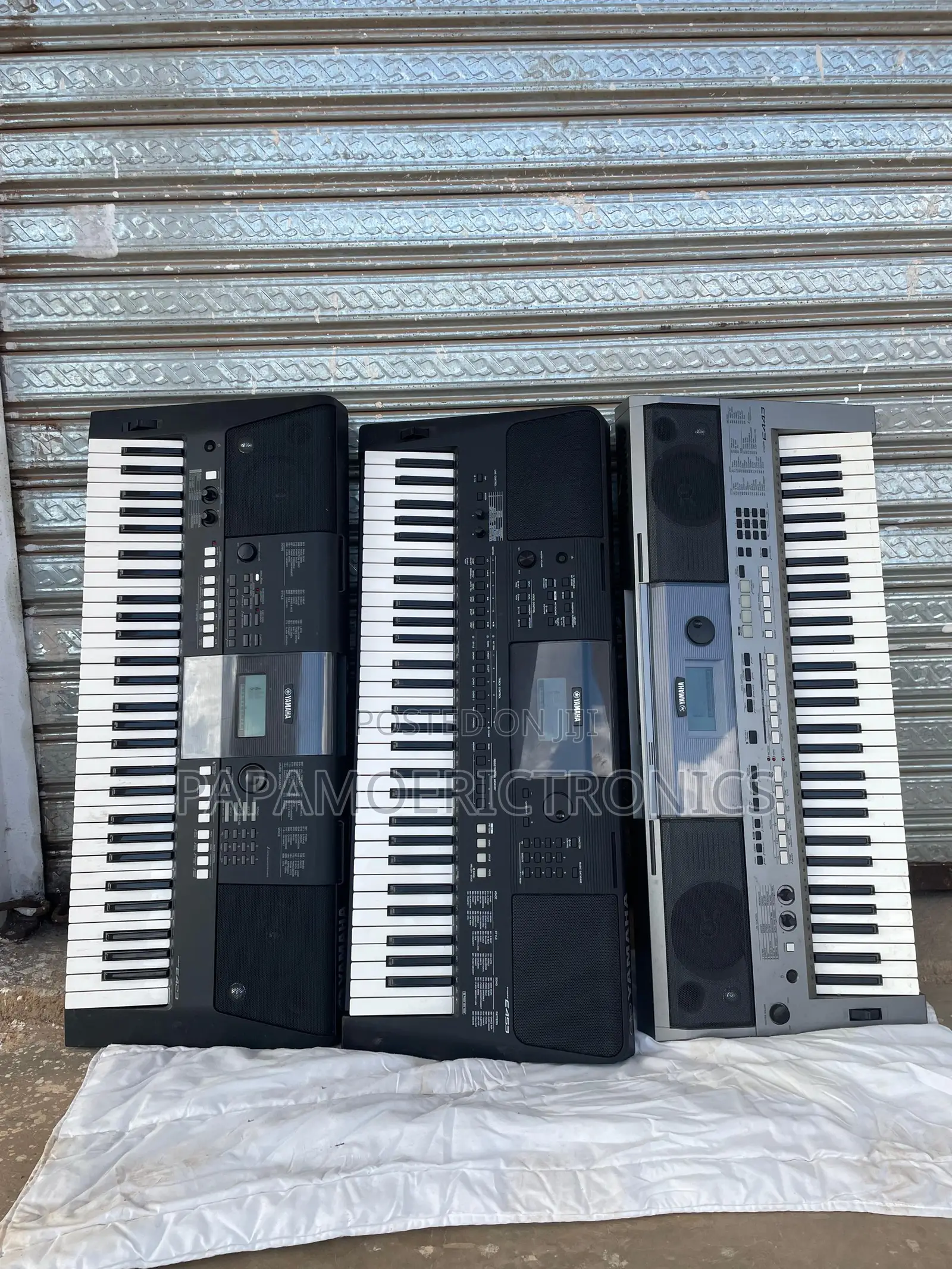Yamaha PSR Digital Keyboard