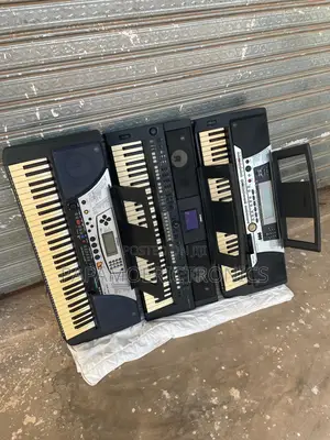 Yamaha PSR Digital Keyboard