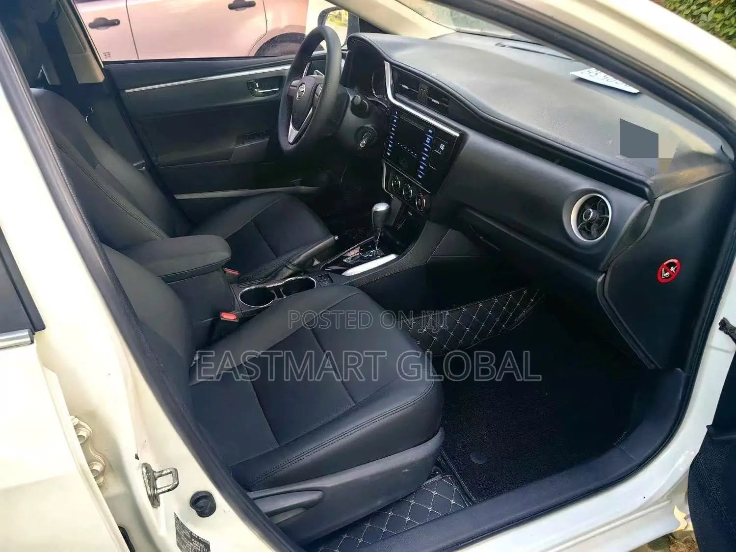 Toyota Corolla 2018 White