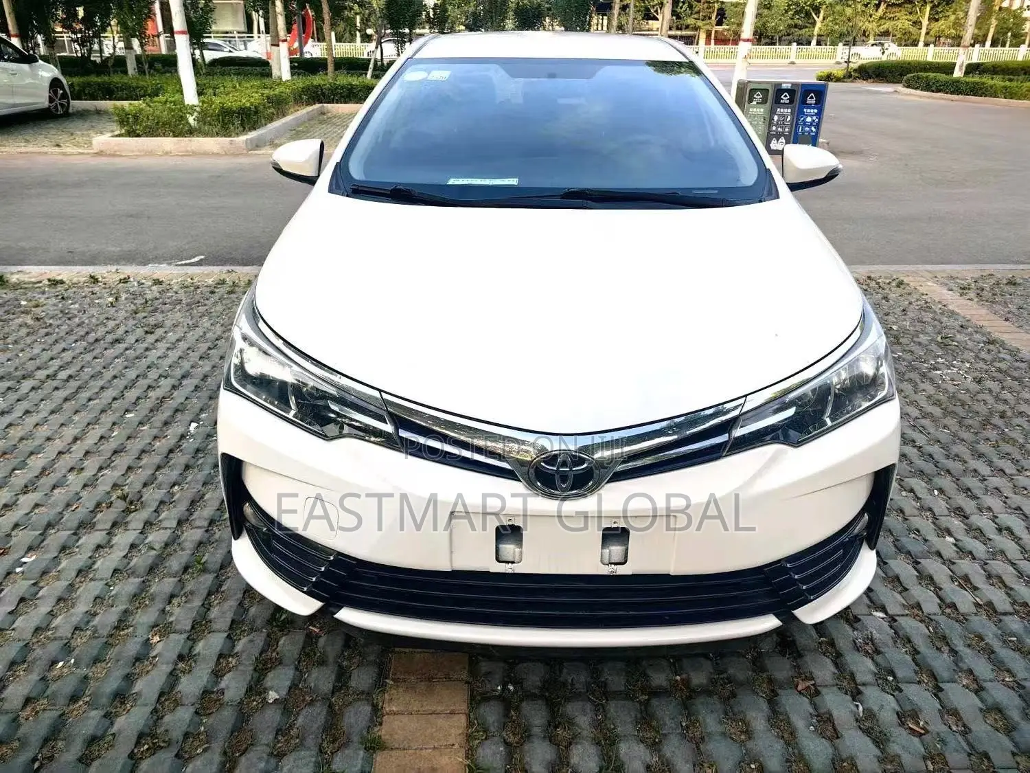 Toyota Corolla 2018 White