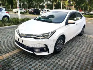 Toyota Corolla 2018 White