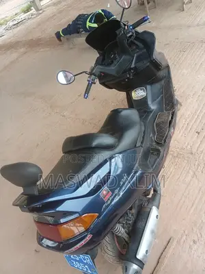 Yamaha Majesty 2021 Blue