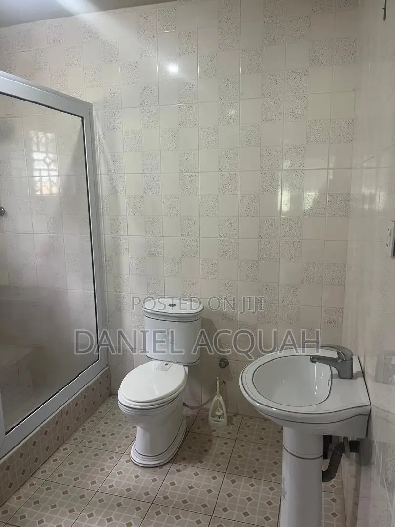 2bdrm House in Takoradi for rent