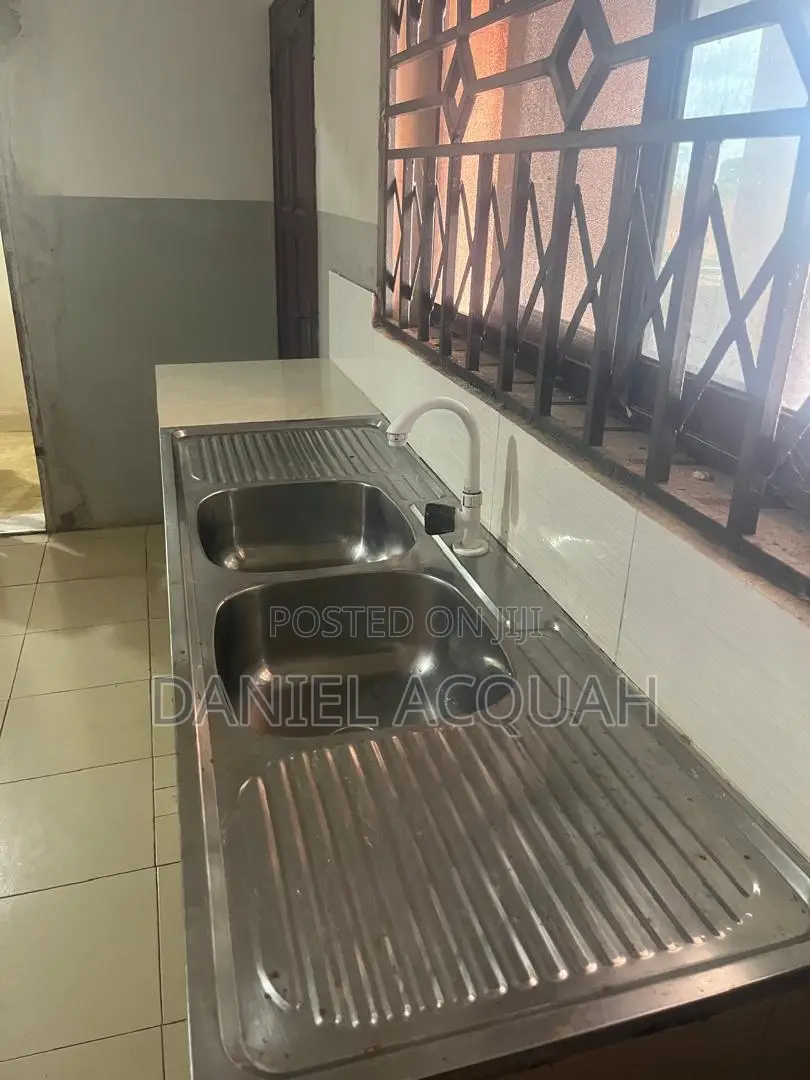 2bdrm House in Takoradi for rent