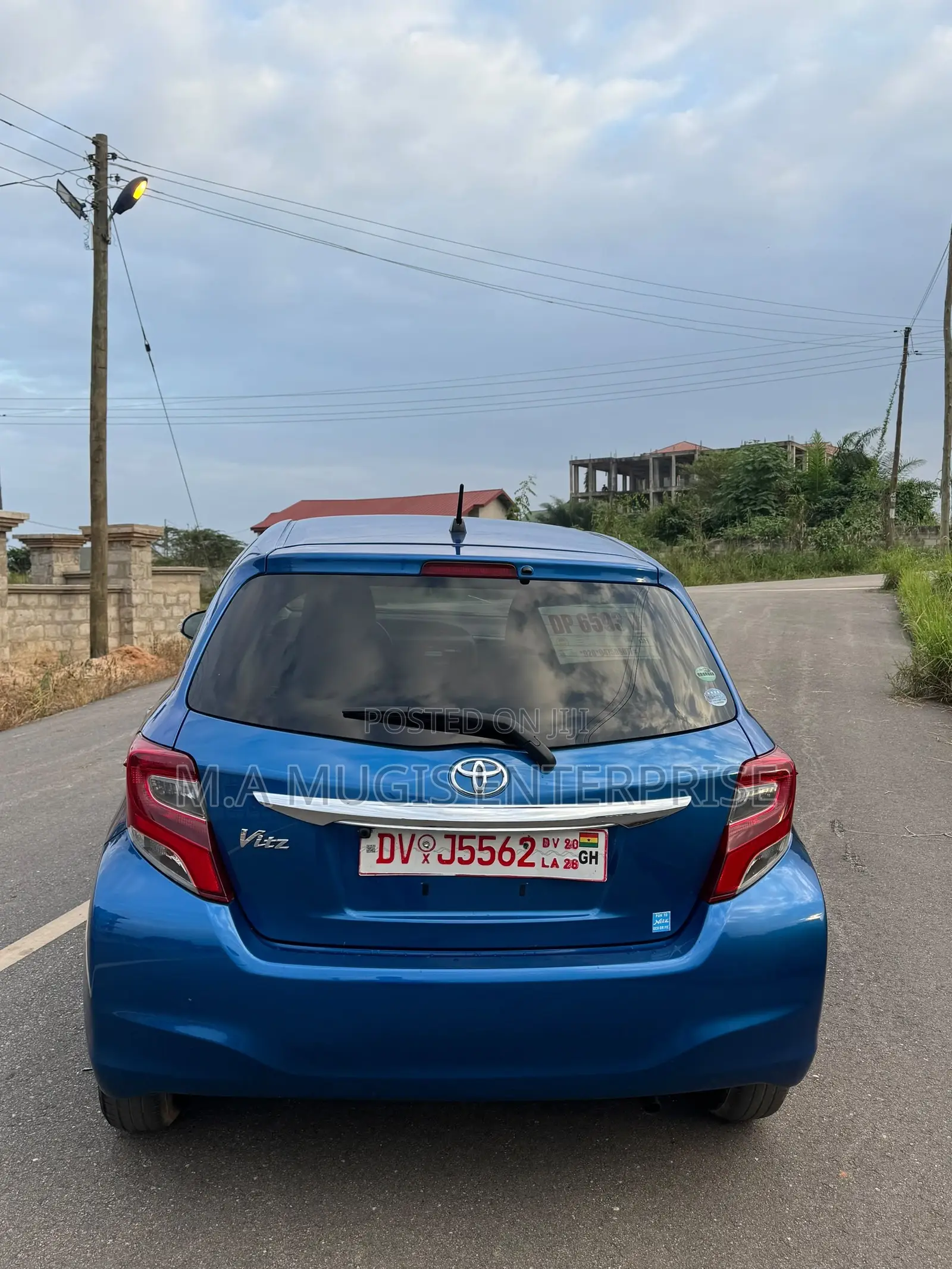 Toyota Vitz 1.0 FWD 3dr 2016 Blue