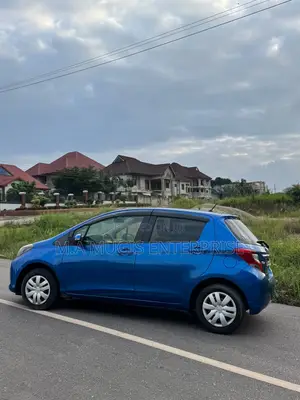 Toyota Vitz 1.0 FWD 3dr 2016 Blue