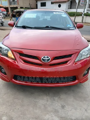 Toyota Corolla 2013 Red