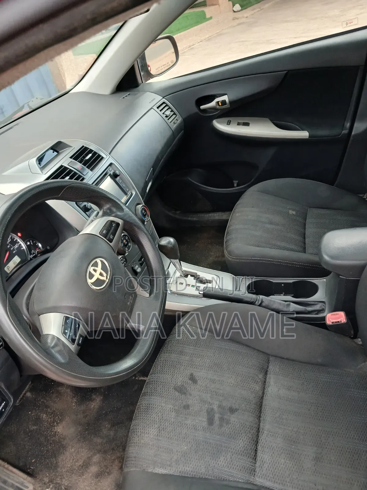 Toyota Corolla 2013 Red
