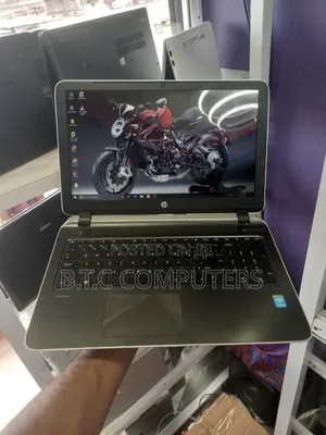 Laptop HP Pavilion 15 8GB Intel Core i5 HDD+SSD 640GB