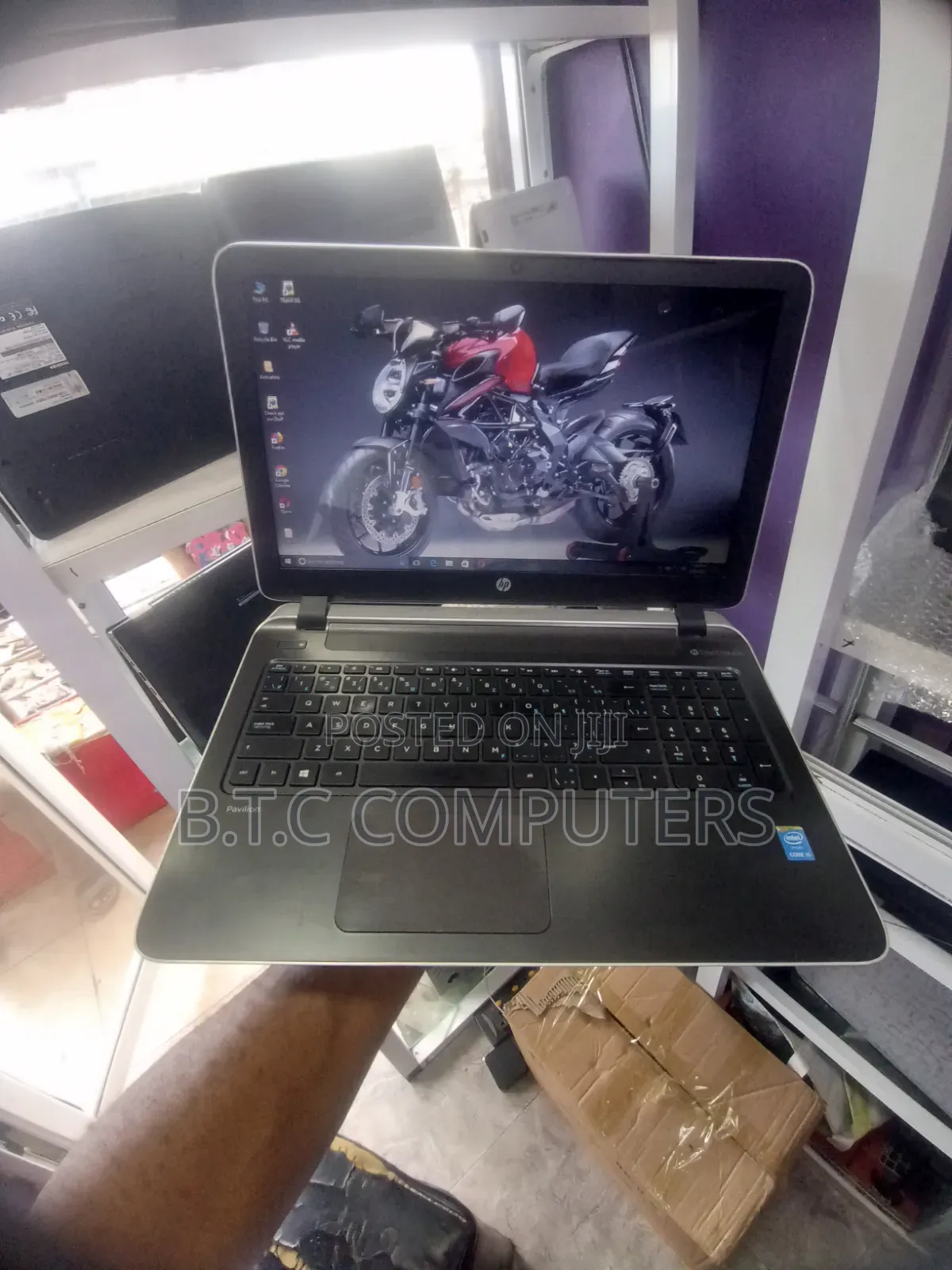 Laptop HP Pavilion 15 8GB Intel Core i5 HDD+SSD 640GB