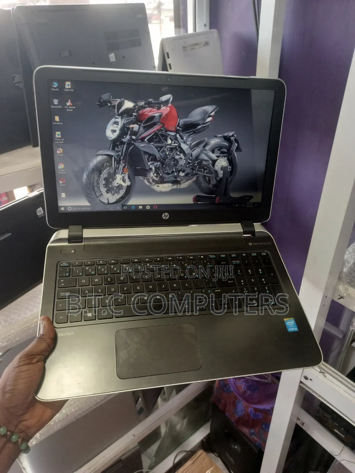Laptop HP Pavilion 15 8GB Intel Core i5 HDD+SSD 640GB