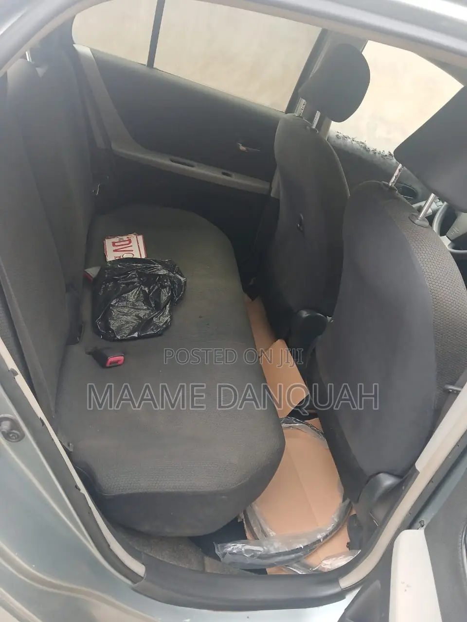 Toyota Vitz 2010 Gray