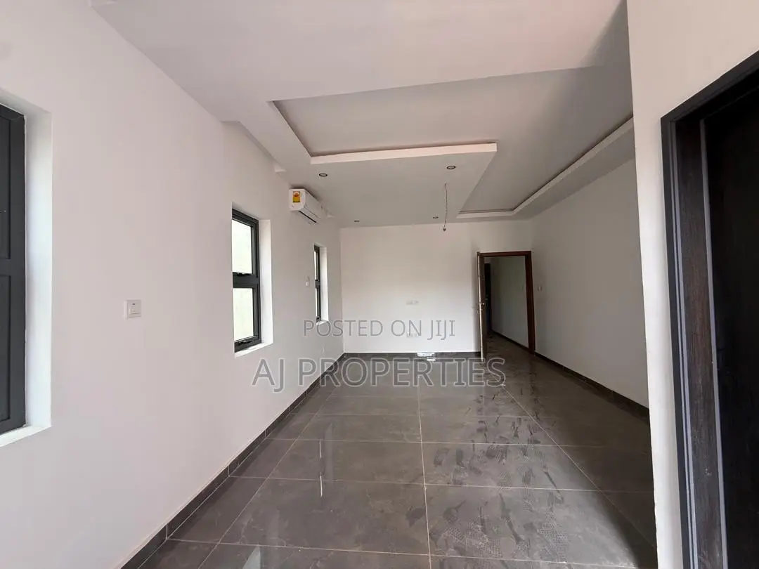 2bdrm House in Adenta for sale