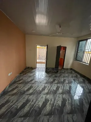 1bdrm Room & Parlour in Adenta Forster Home for rent