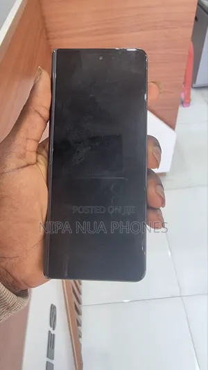 New Samsung Galaxy Z Fold4 256 GB Black