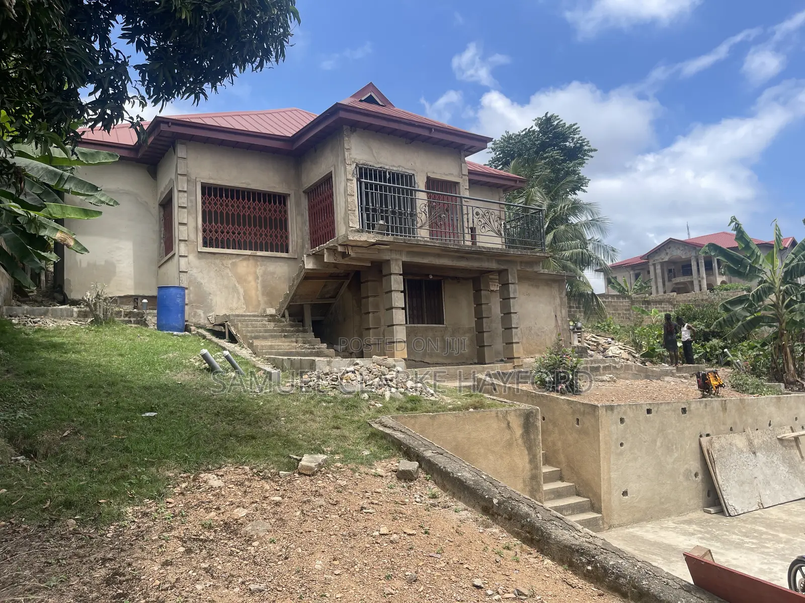 4bdrm House in Kwabenya , Bank Of for rent