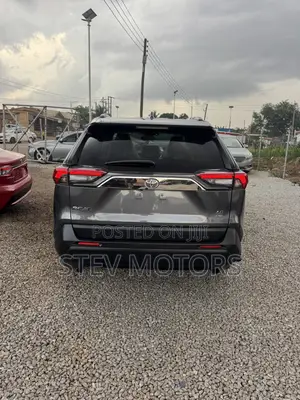 Toyota RAV4 LE 2022 Black