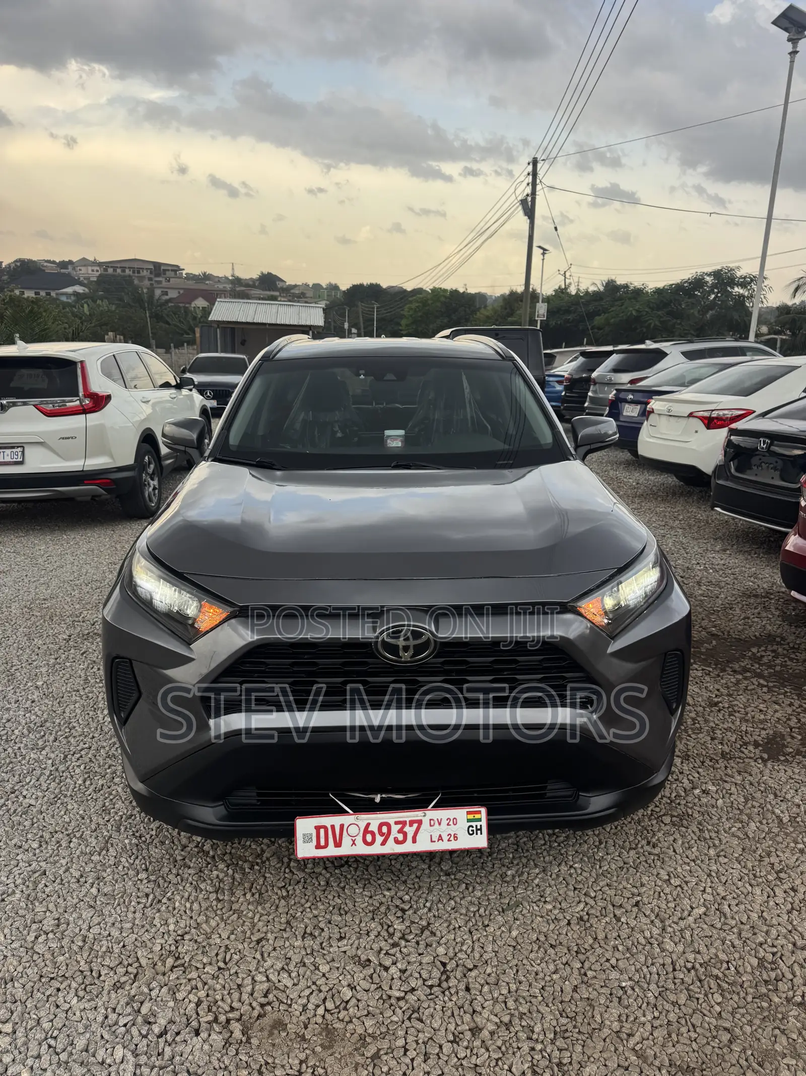 Toyota RAV4 LE 2022 Black