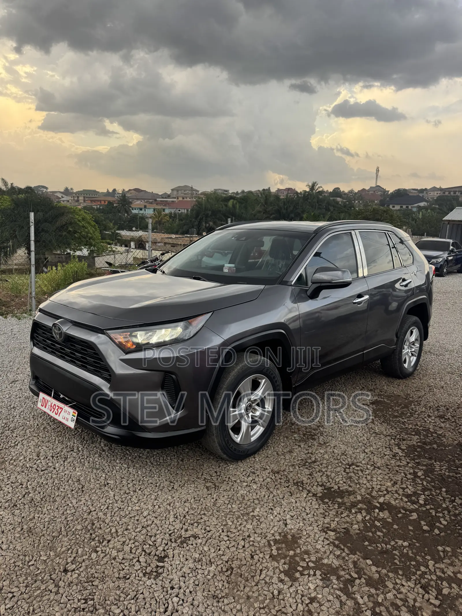 Toyota RAV4 LE 2022 Black