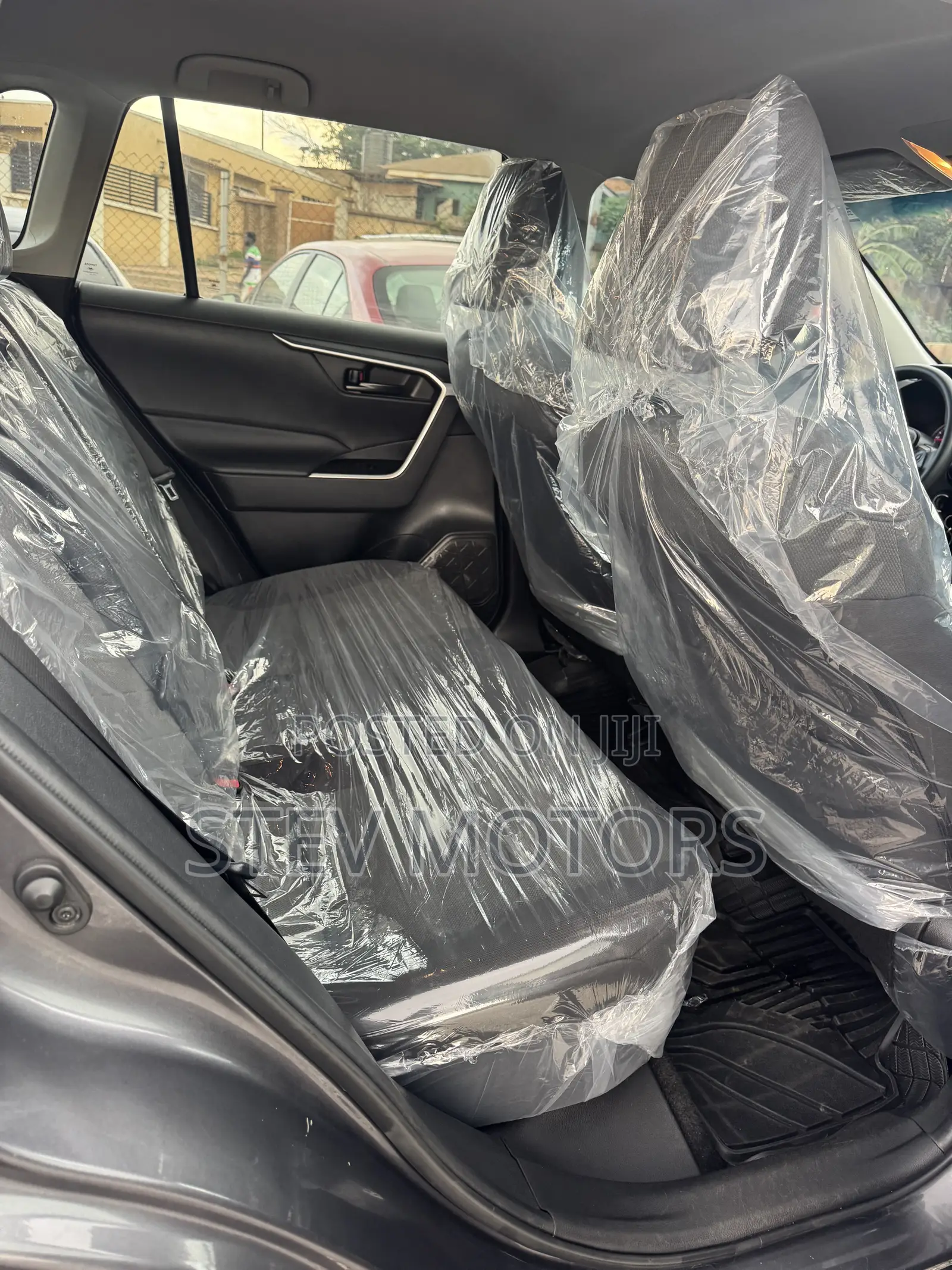Toyota RAV4 LE 2022 Black